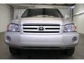 Millenium Silver Metallic - Highlander V6 Photo No. 3