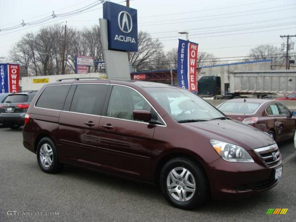 Dark Cherry Pearl Honda Odyssey