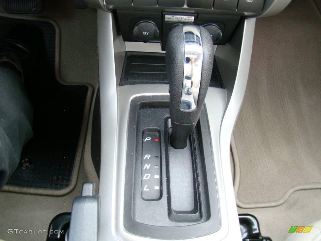 2009 Focus SEL Sedan - Vista Blue Metallic / Medium Stone photo #22