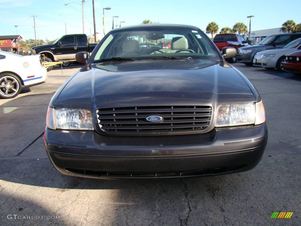 2005 Crown Victoria LX - Midnight Grey Metallic / Light Flint photo #3
