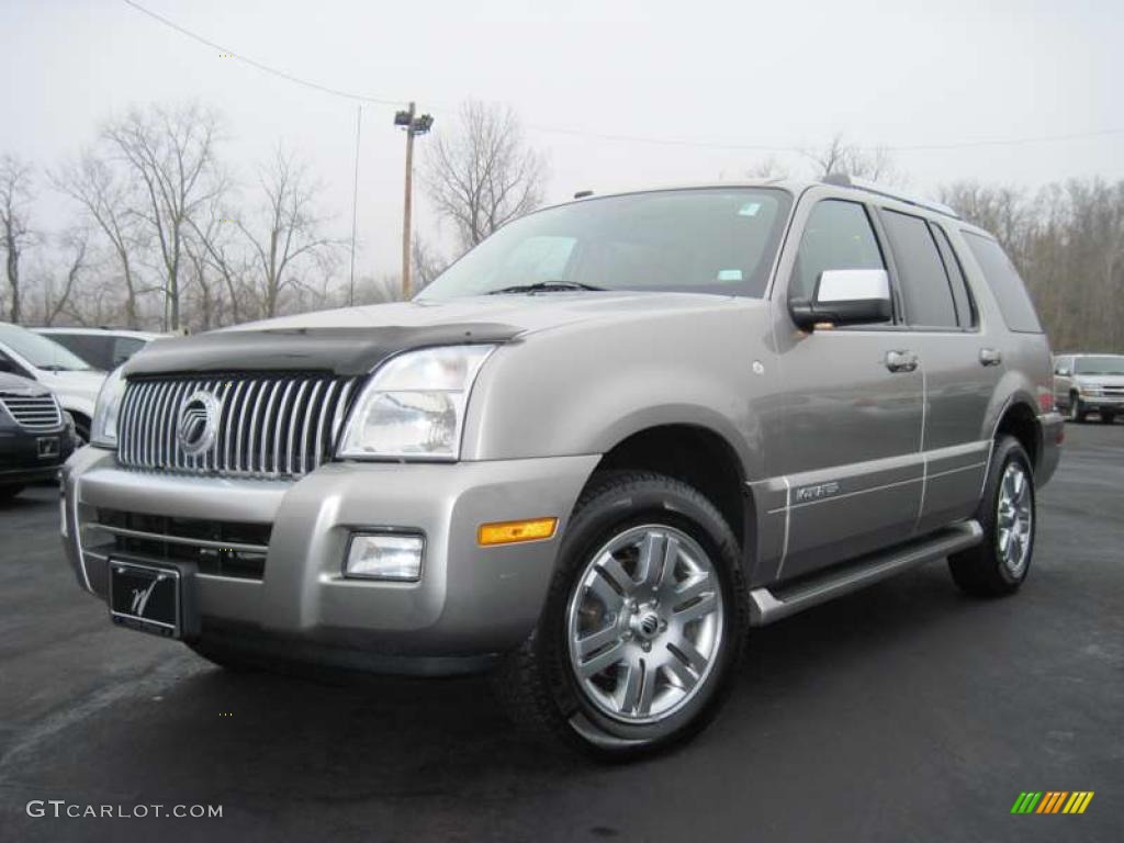 2008 Mountaineer Premier AWD - Vapor Silver Metallic / Charcoal Black photo #1