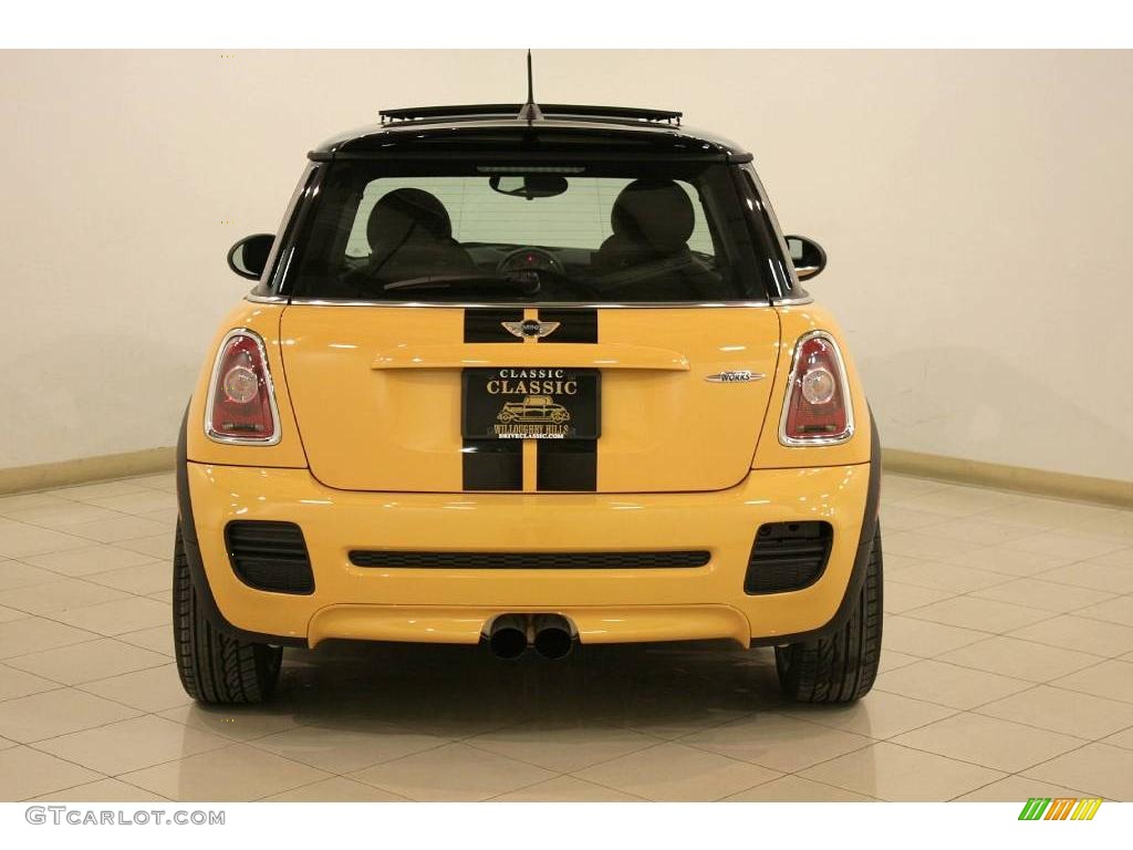 2009 Cooper John Cooper Works Hardtop - Mellow Yellow / Punch Carbon Black Leather photo #6