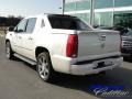 White Diamond - Escalade EXT AWD Photo No. 4