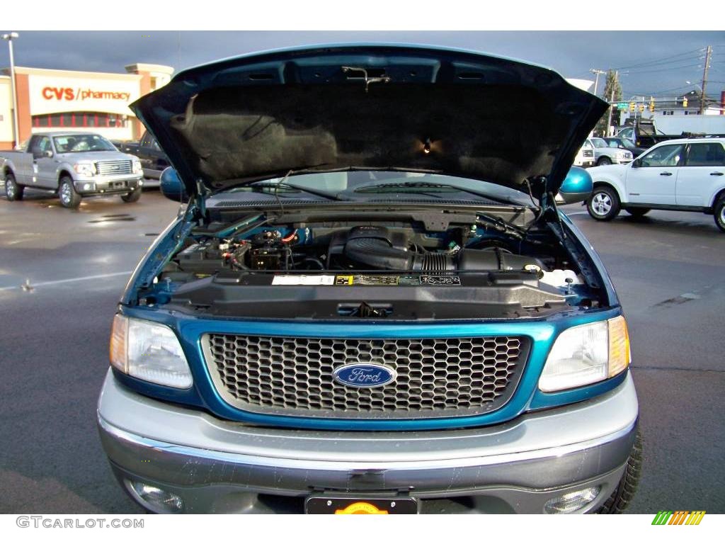 2001 F150 XLT SuperCab 4x4 - Island Blue Metallic / Medium Graphite photo #21