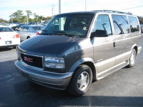 2002 GMC Safari SLE Data, Info and Specs