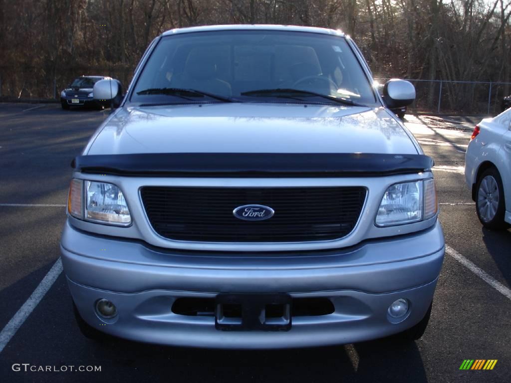 2003 F150 STX SuperCab 4x4 - Silver Metallic / Dark Graphite Grey photo #2