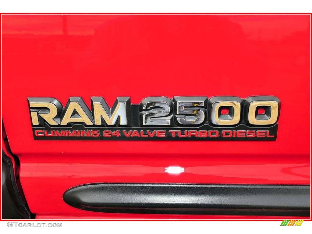 1998 Ram 2500 Laramie Extended Cab 4x4 - Flame Red / Gray photo #12