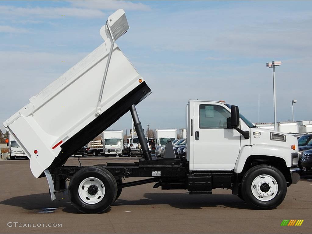 2006 C Series Kodiak C7500 Regular Cab Dump Truck - Summit White / Gray photo #9
