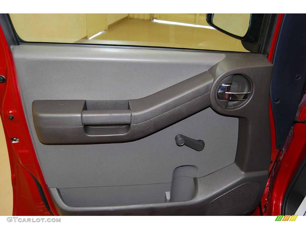2005 Xterra S - Red Brawn Pearl / Steel/Graphite photo #18