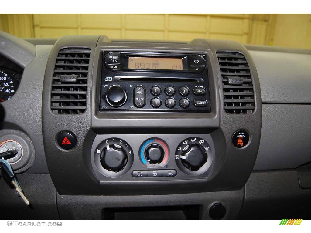 2005 Xterra S - Red Brawn Pearl / Steel/Graphite photo #31