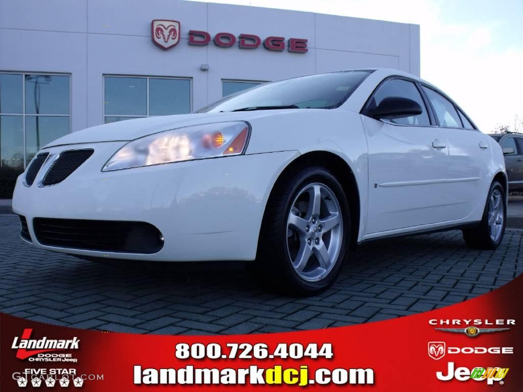 Ivory White Pontiac G6