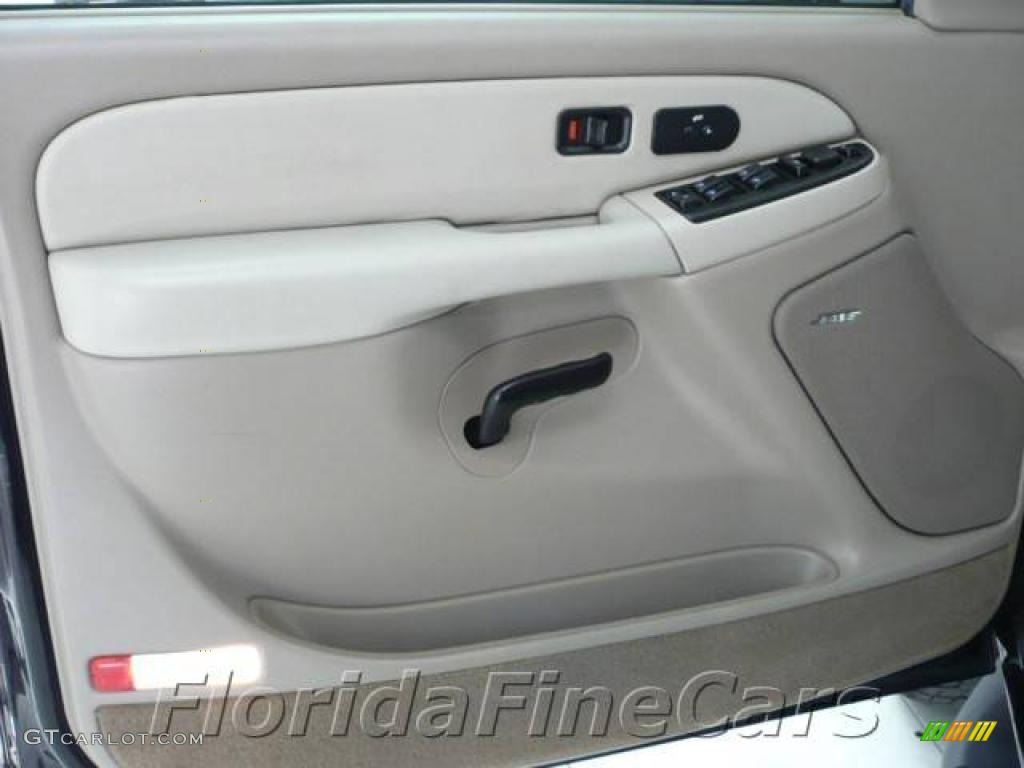 2003 Suburban 1500 LT - Black / Tan/Neutral photo #8