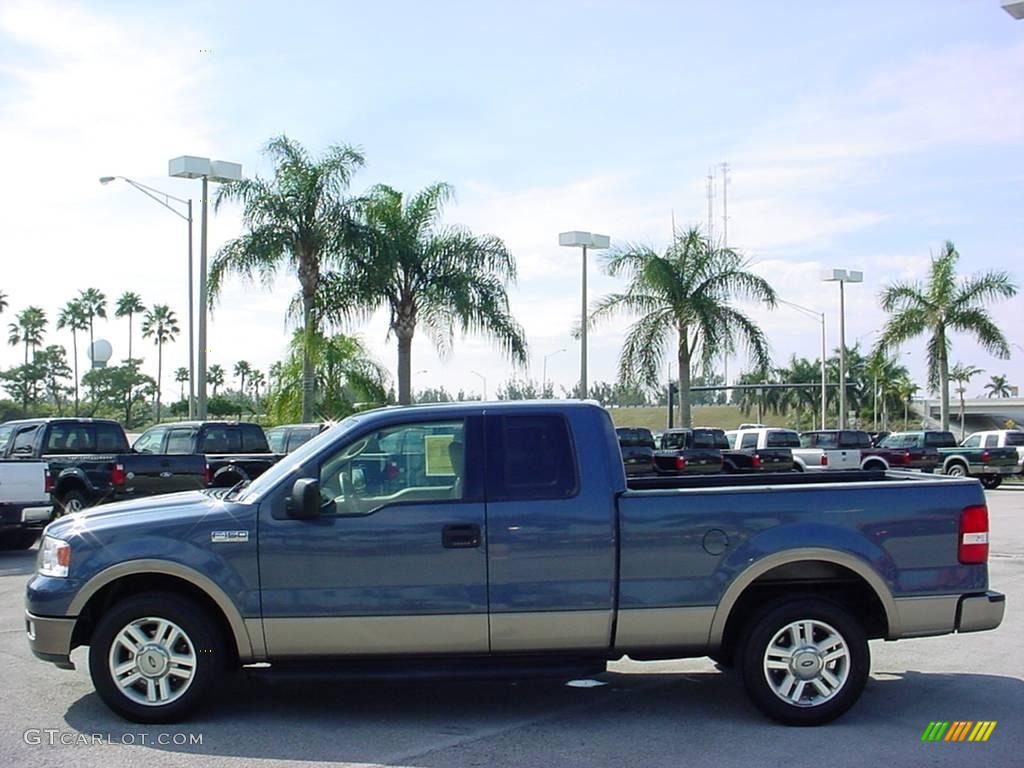 2004 F150 Lariat SuperCab - Medium Wedgewood Blue Metallic / Tan photo #7