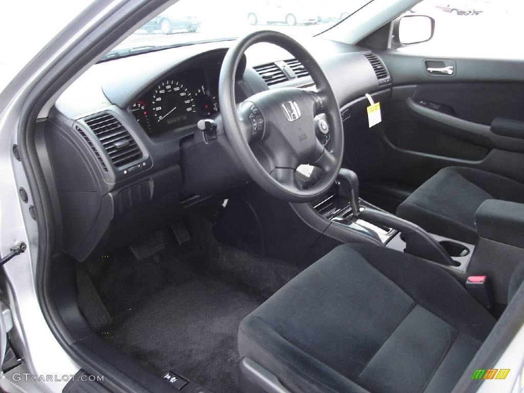 2006 Accord SE Sedan - Alabaster Silver Metallic / Black photo #20