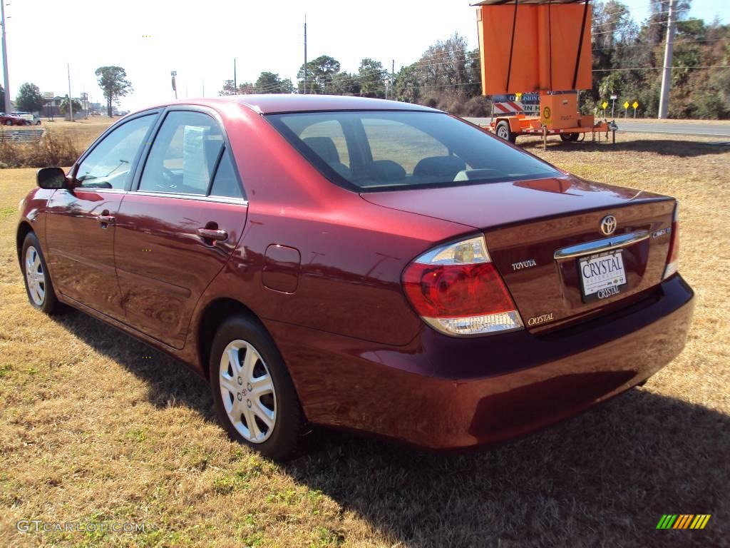 2005 Camry LE - Salsa Red Pearl / Taupe photo #3