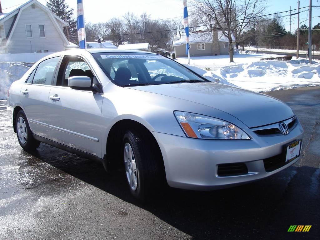 2006 Accord LX Sedan - Alabaster Silver Metallic / Black photo #7