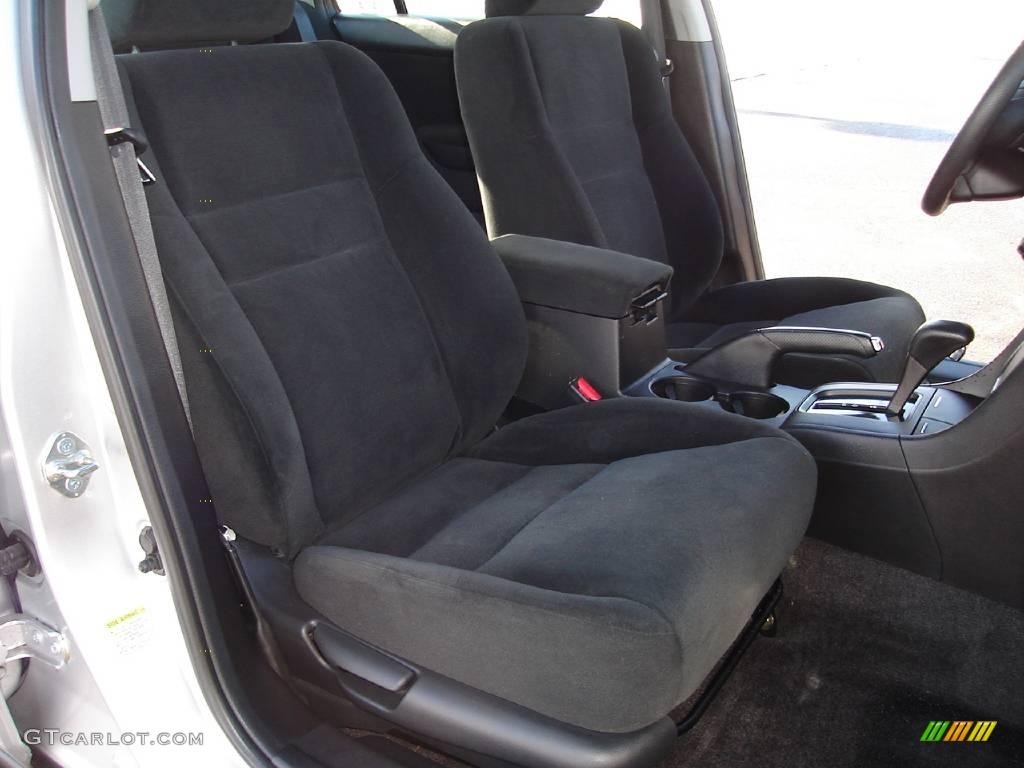 2006 Accord LX Sedan - Alabaster Silver Metallic / Black photo #13