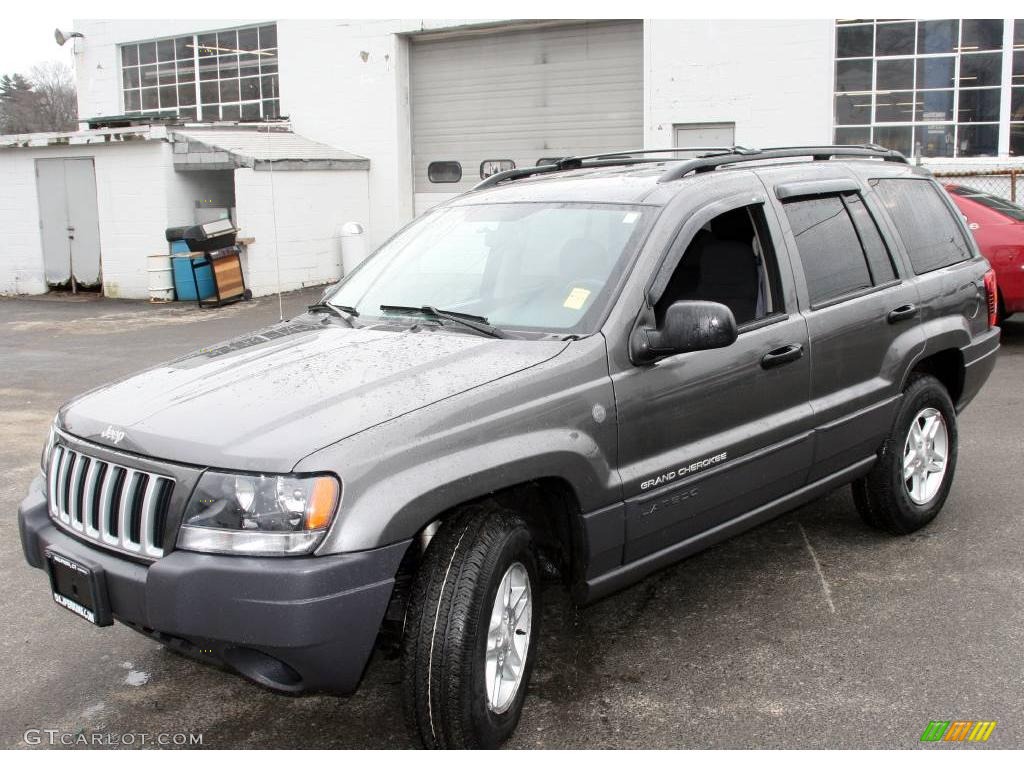 2004 Grand Cherokee Laredo 4x4 - Graphite Metallic / Dark Slate Gray photo #1