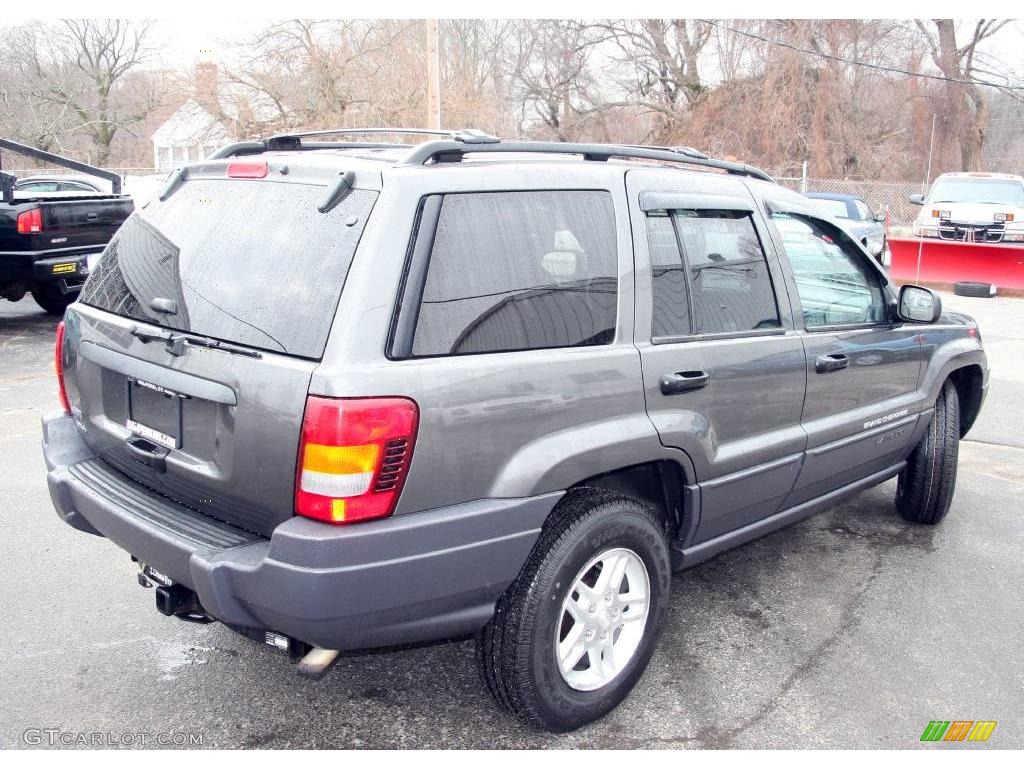 2004 Grand Cherokee Laredo 4x4 - Graphite Metallic / Dark Slate Gray photo #5