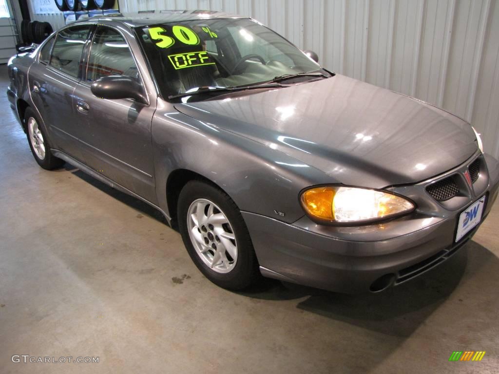 2004 Grand Am SE Sedan - Greystone Metallic / Dark Taupe photo #1