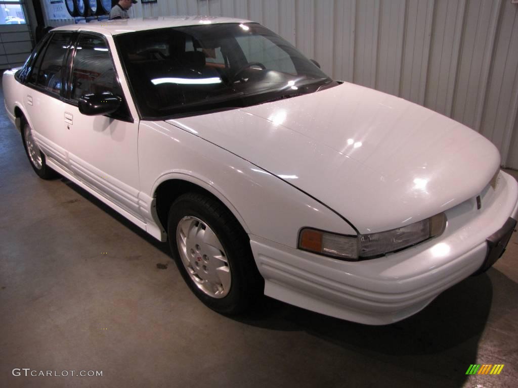 White Oldsmobile Cutlass Supreme