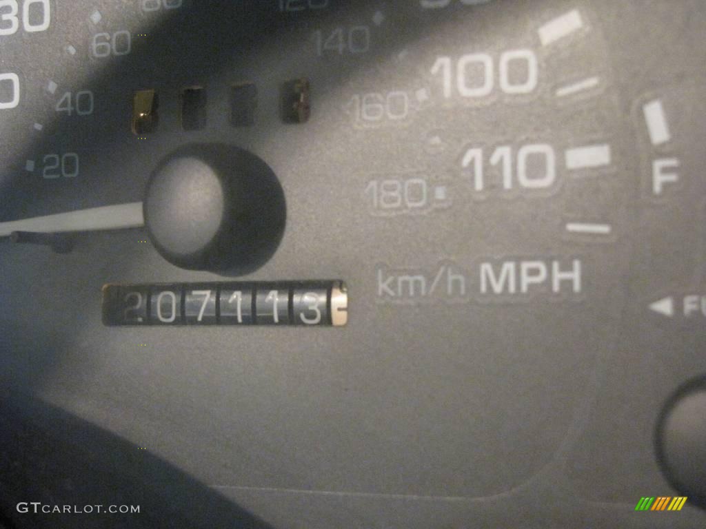1995 Cutlass Supreme S Sedan - White / Dark Red photo #13