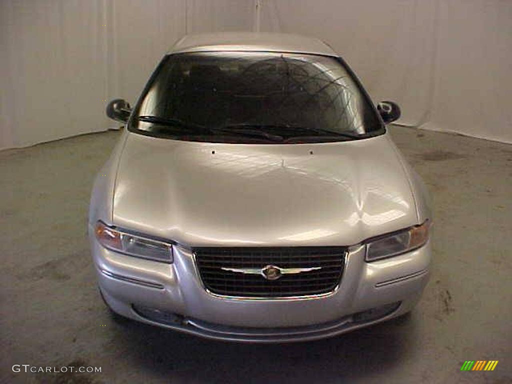 2000 Cirrus LXi - Bright Silver Metallic / Agate Black photo #2