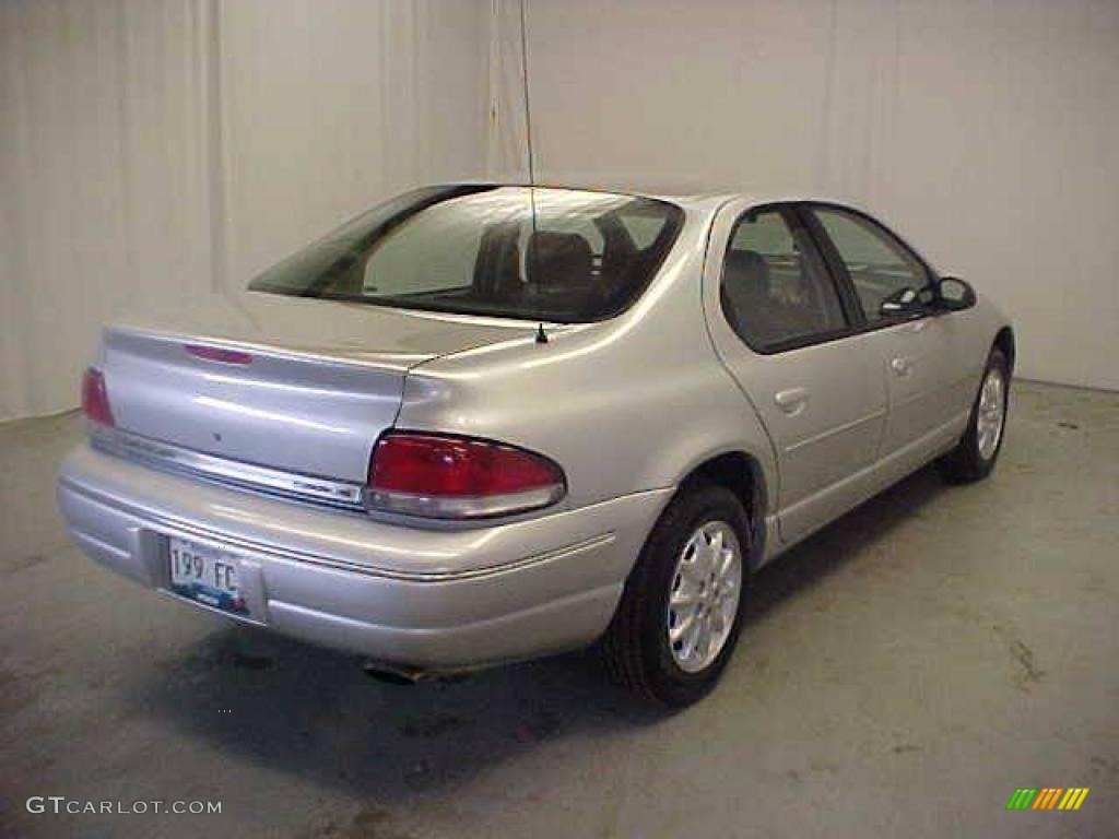 2000 Cirrus LXi - Bright Silver Metallic / Agate Black photo #22