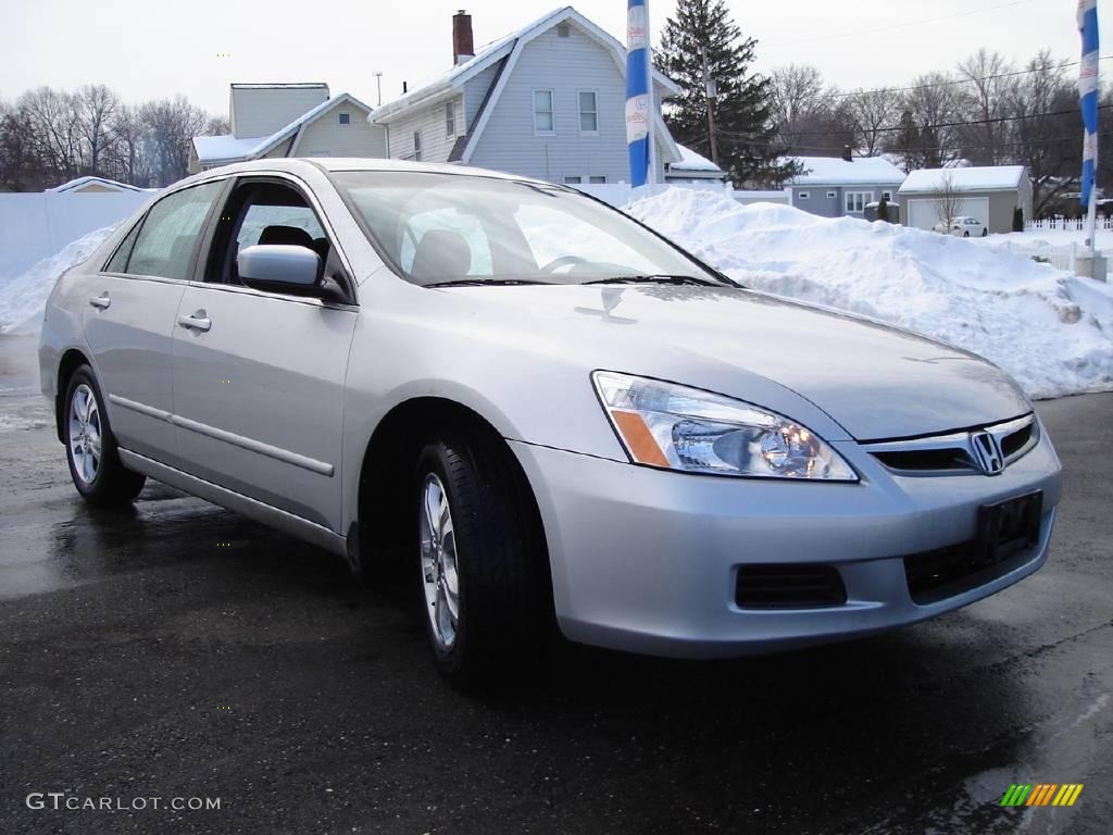 2006 Accord SE Sedan - Alabaster Silver Metallic / Black photo #7