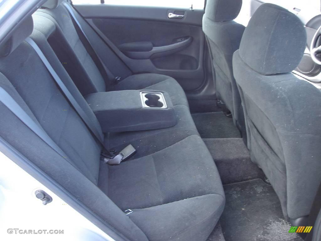 2006 Accord SE Sedan - Alabaster Silver Metallic / Black photo #14
