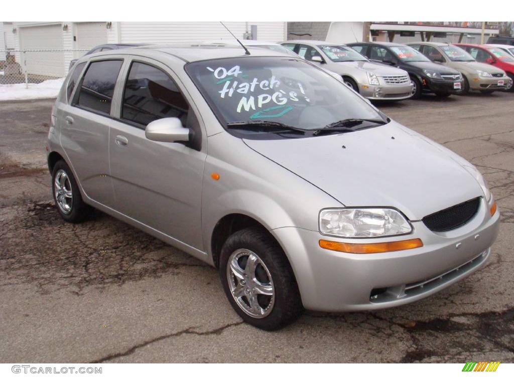 2004 Aveo Hatchback - Galaxy Silver Metallic / Gray photo #3