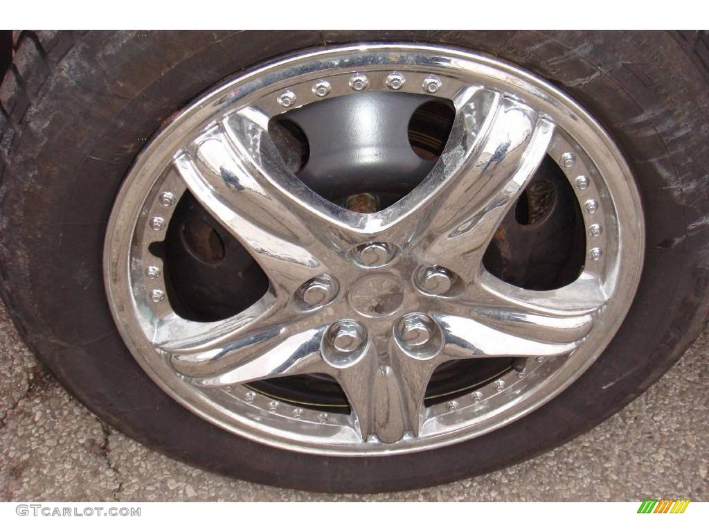 2004 Aveo Hatchback - Galaxy Silver Metallic / Gray photo #21