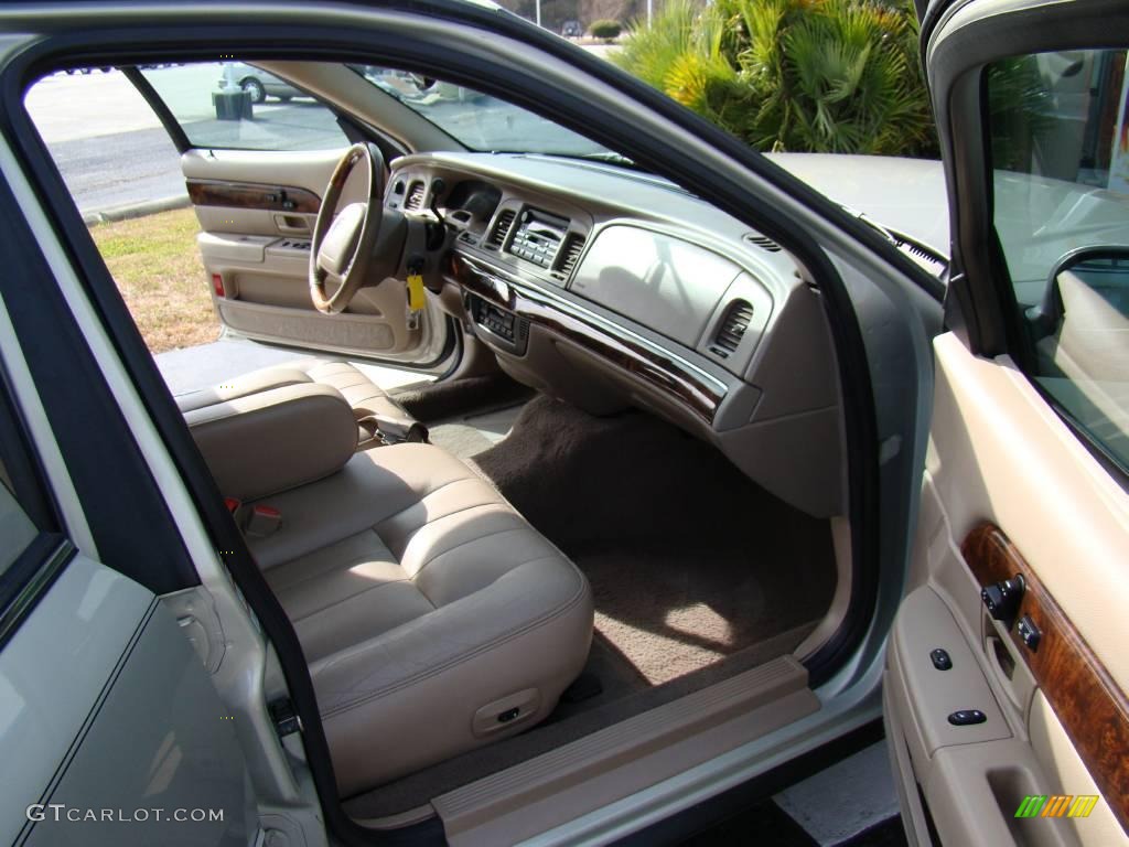 2004 Grand Marquis LS - Gold Ash Metallic / Medium Parchment photo #15