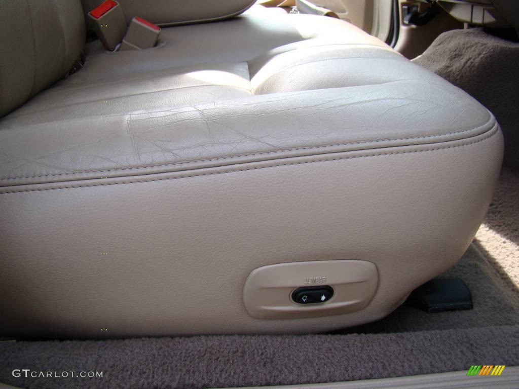 2004 Grand Marquis LS - Gold Ash Metallic / Medium Parchment photo #16