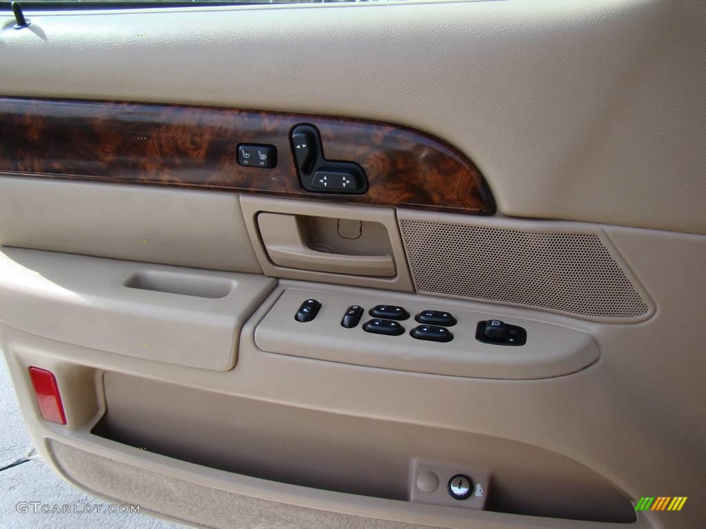 2004 Grand Marquis LS - Gold Ash Metallic / Medium Parchment photo #21