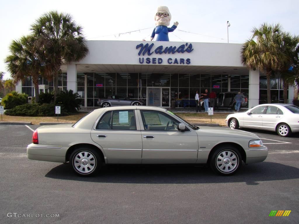 2004 Grand Marquis LS - Gold Ash Metallic / Medium Parchment photo #40