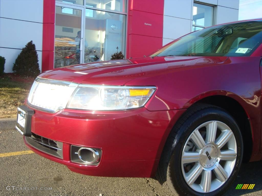 2007 MKZ Sedan - Merlot Metallic / Light Stone photo #17