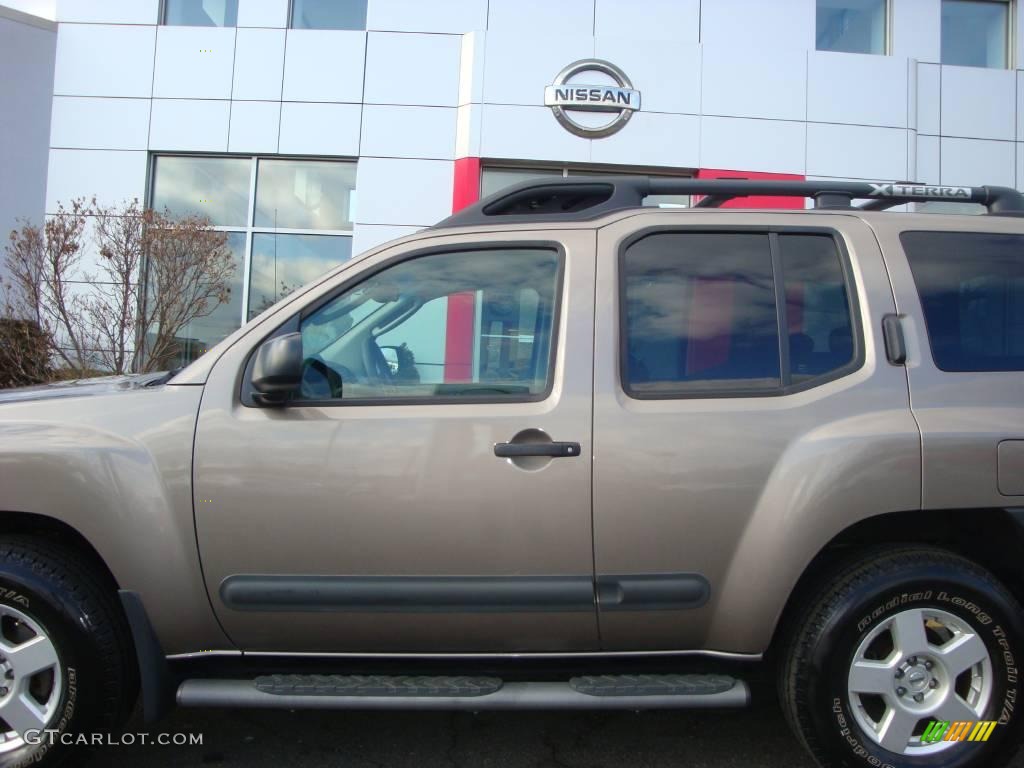 2006 Xterra S 4x4 - Granite Metallic / Steel/Graphite photo #17