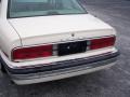White - Park Avenue Sedan Photo No. 7