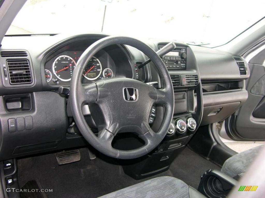 2002 CR-V LX 4WD - Satin Silver Metallic / Black photo #8