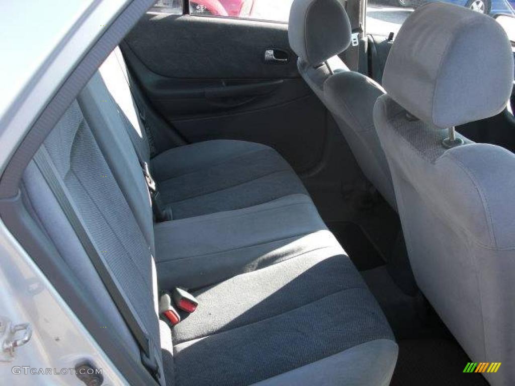 2000 Protege ES - Highlight Silver Metallic / Gray photo #8