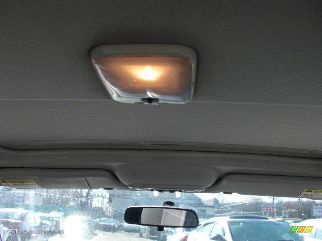 2000 Protege ES - Highlight Silver Metallic / Gray photo #10