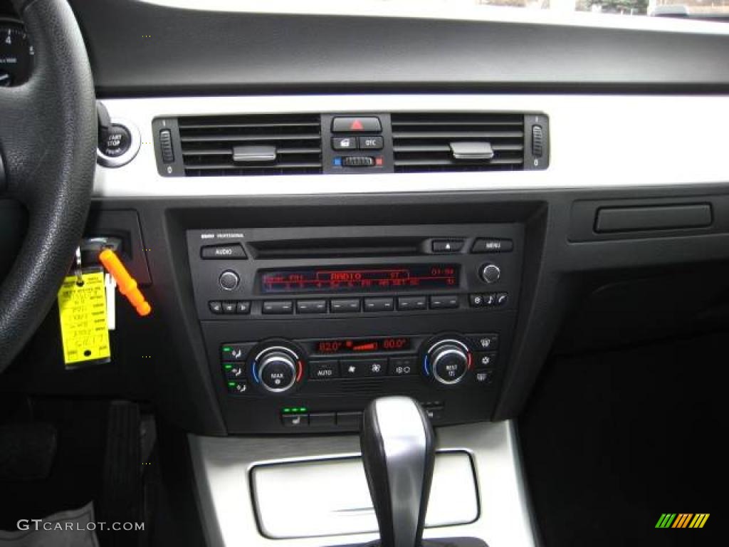 2008 3 Series 328xi Sedan - Jet Black / Black photo #21