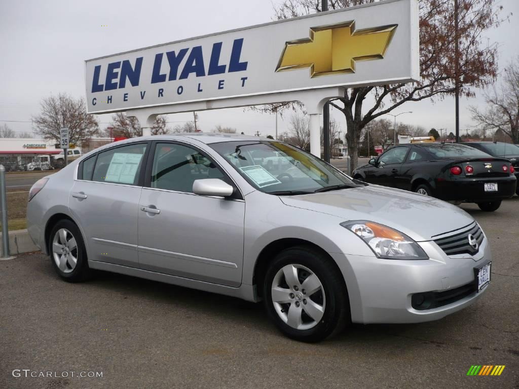 2008 Altima 2.5 SL - Radiant Silver Metallic / Charcoal photo #1