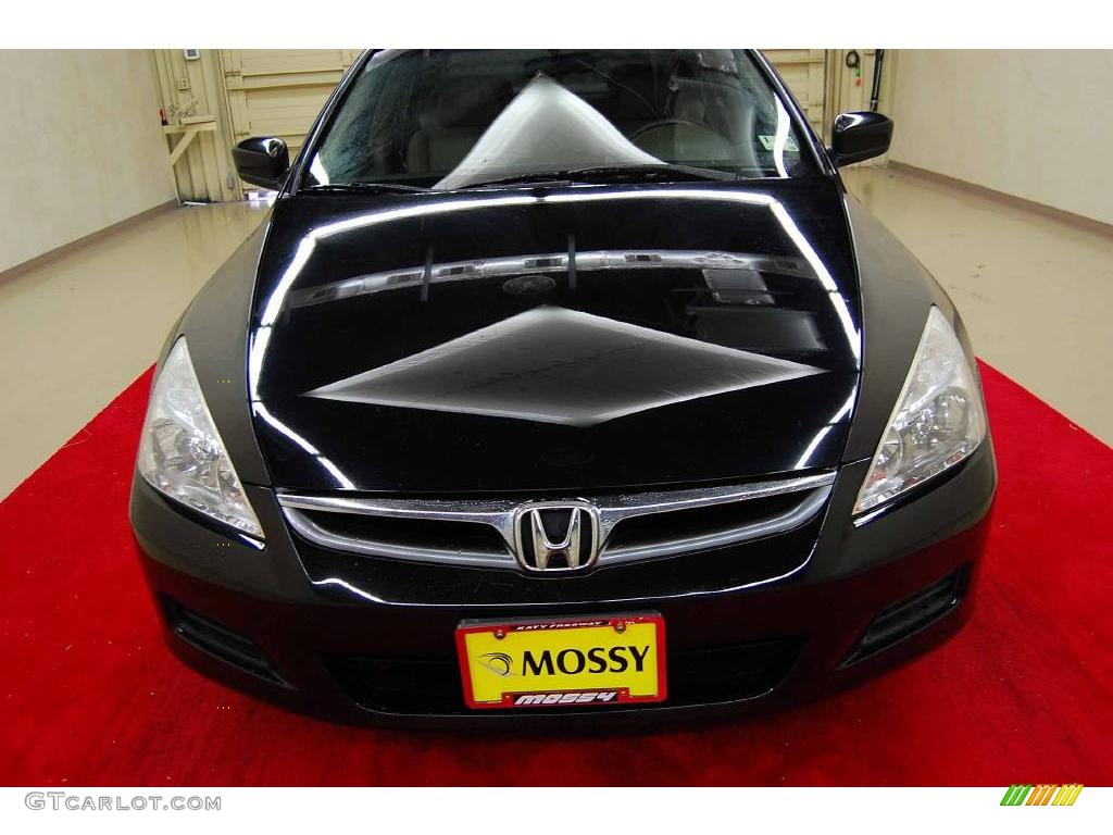 2006 Accord EX-L Sedan - Nighthawk Black Pearl / Ivory photo #13
