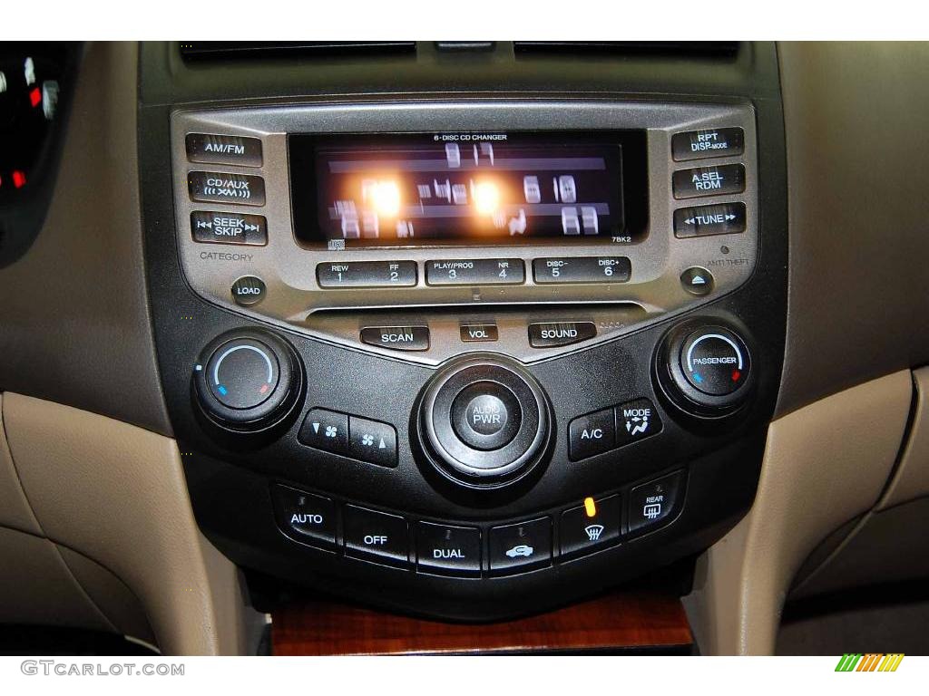 2006 Accord EX-L Sedan - Nighthawk Black Pearl / Ivory photo #29