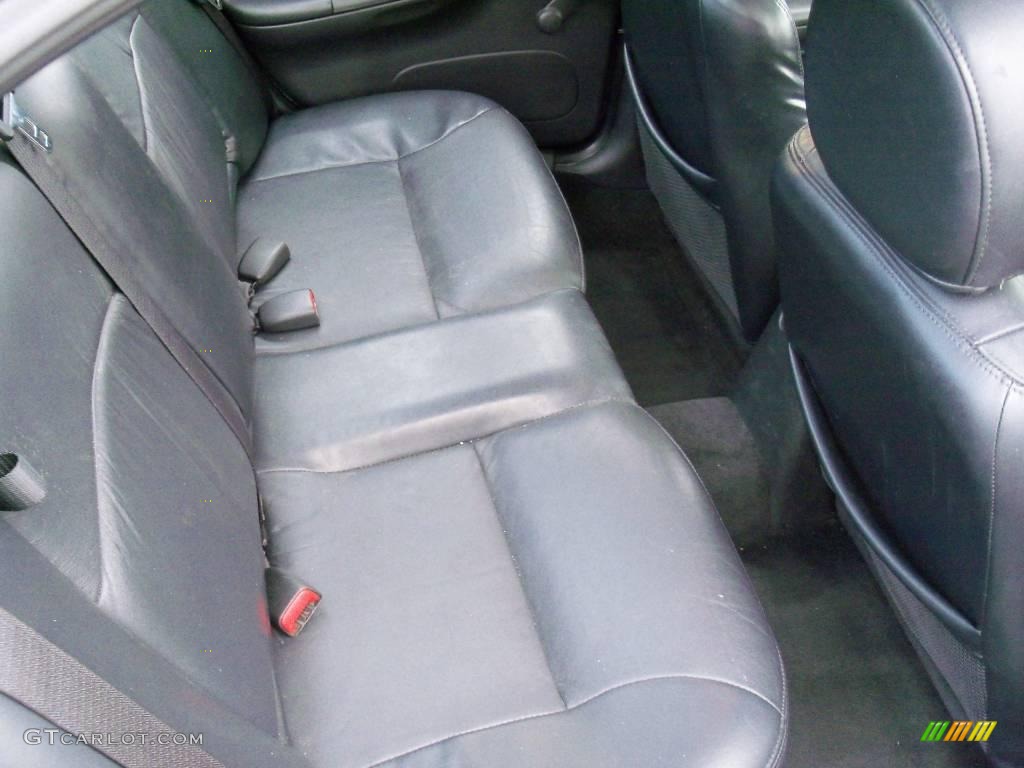 2002 Neon SXT - Black Clearcoat / Dark Slate Gray photo #21