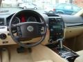 Black Uni - Touareg 2 VR6 Photo No. 12