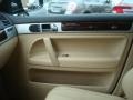 Black Uni - Touareg 2 VR6 Photo No. 17