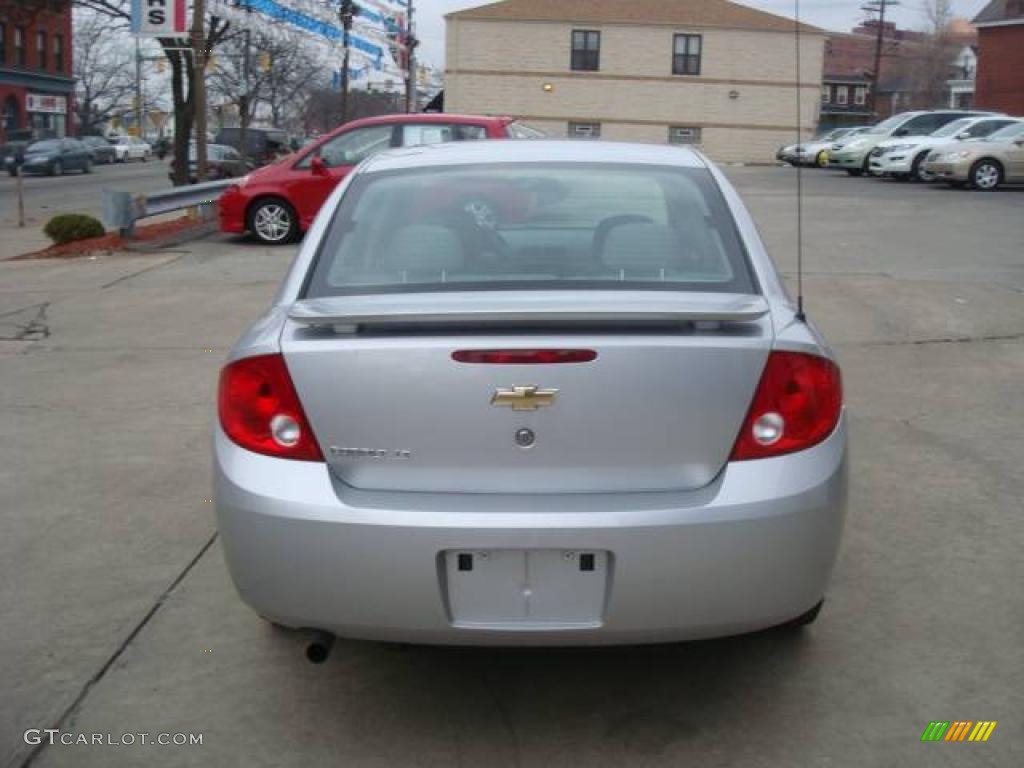 2007 Cobalt LT Sedan - Ultra Silver Metallic / Gray photo #3